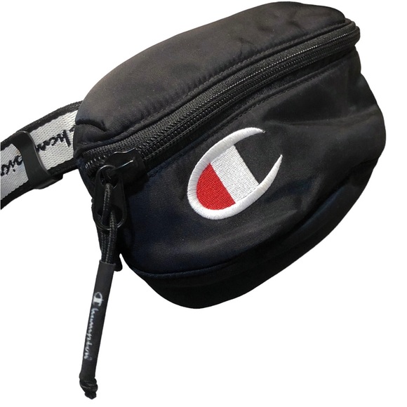 CHAMPION Logo Waist Pack with Adjustable Strap - Picture 2 of 7